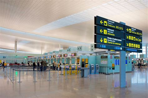 barcelona airport car rental
